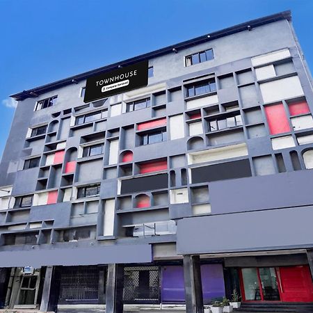 Super Townhouse Nagpur Railway Station Hotel Exterior foto